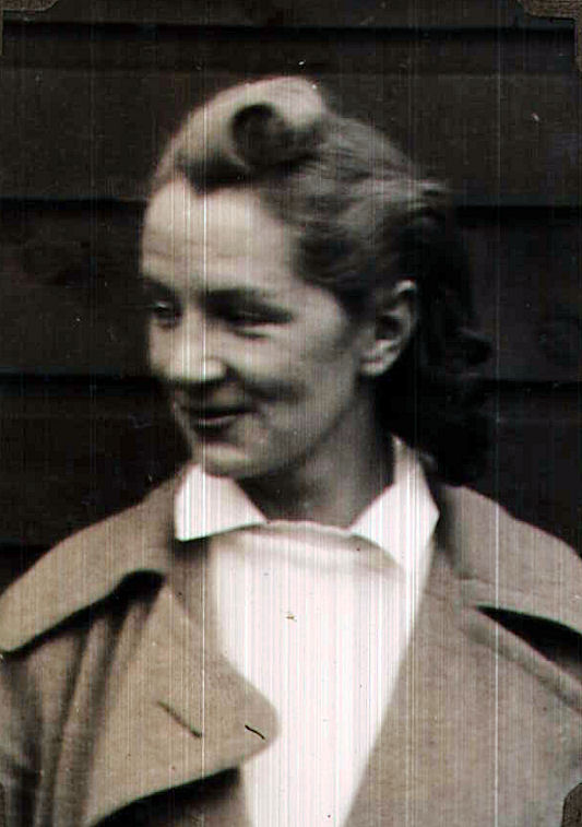 Lesley Cairns Murray 1939